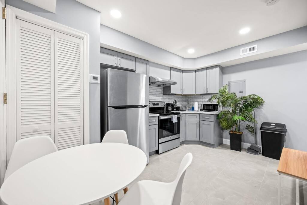 New! Cozy Apt In Center City! Philadelphia Ngoại thất bức ảnh